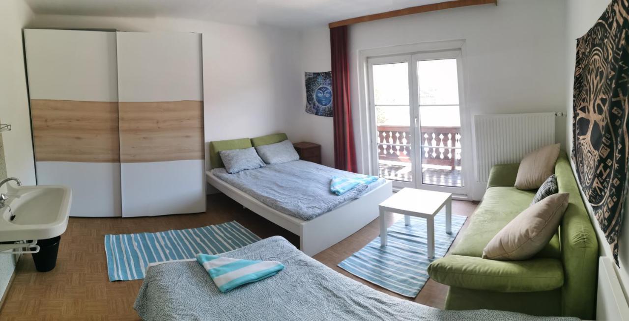 Bike Hostel ชลัดมิง ภายนอก รูปภาพ